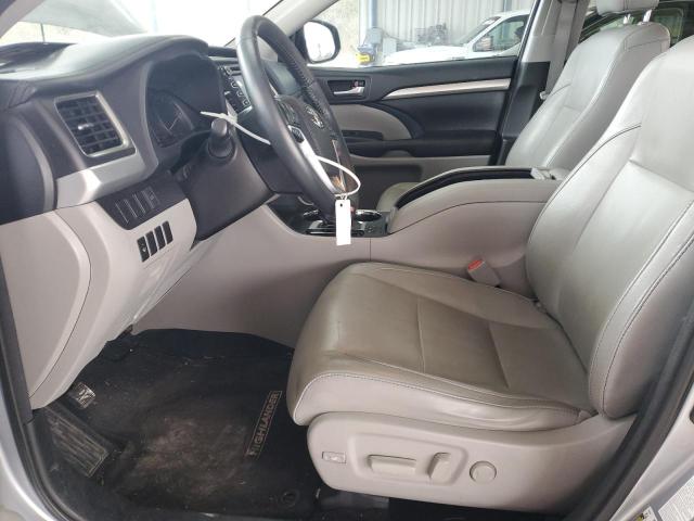 Photo 7 from auction – 2016 TOYOTA HIGHLANDER with VIN 5TDKKRFH4GS174701