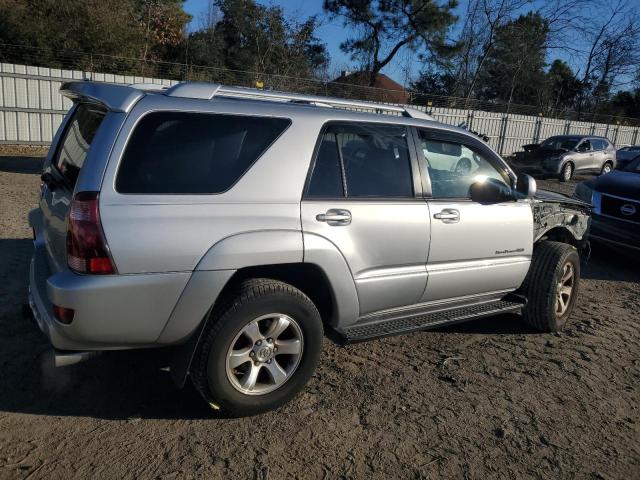 Photo 3 from auction – 2004 TOYOTA 4RUNNER SR with VIN JTEBU14R248026713