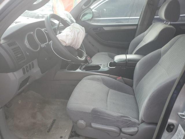 Photo 7 from auction – 2004 TOYOTA 4RUNNER SR with VIN JTEBT14R240032335