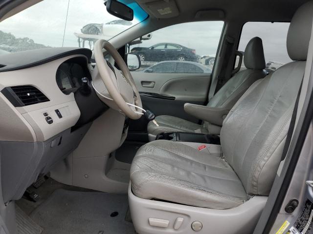 Photo 7 from auction – 2014 TOYOTA SIENNA LE with VIN 5TDKK3DC2ES441920