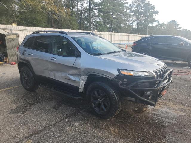 Photo 4 from auction – 2016 JEEP CHEROKEE T with VIN 1C4PJMBS4GW167549