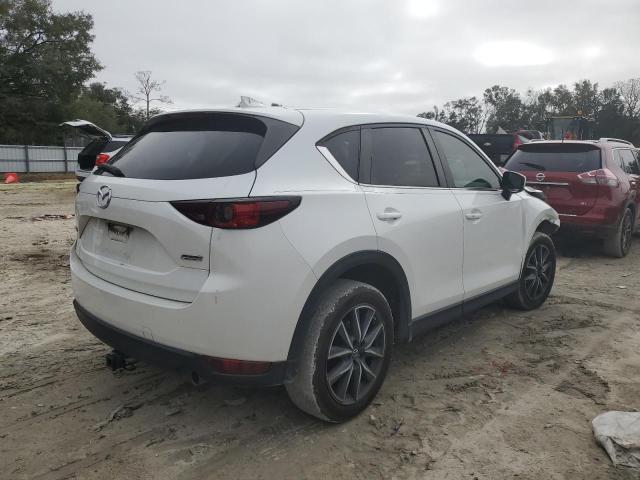 Photo 3 from auction – 2018 MAZDA CX-5 TOURI with VIN JM3KFACMXJ0306904