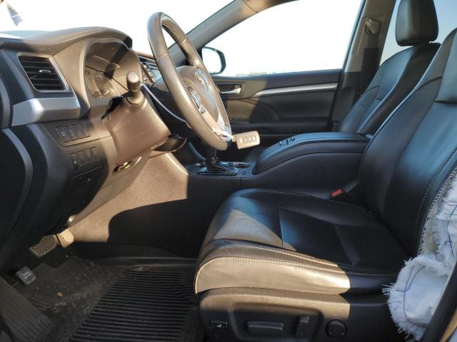 Photo 7 from auction – 2018 TOYOTA HIGHLANDER with VIN 5TDJZRFH8JS538620