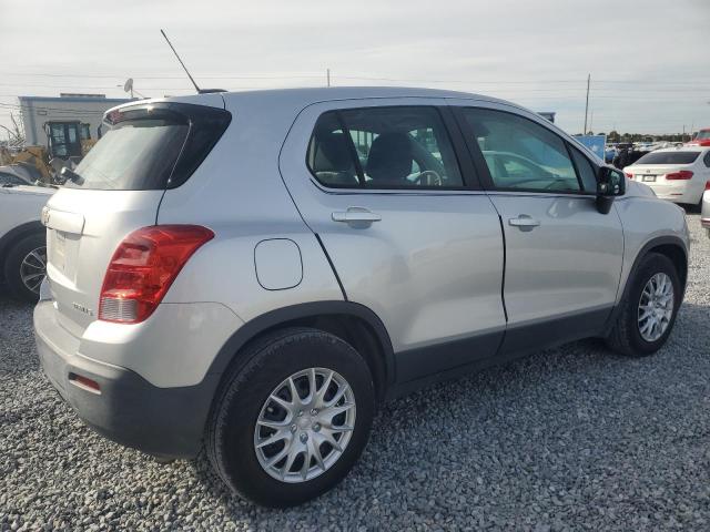 Photo 3 from auction – 2016 CHEVROLET TRAX LS with VIN KL7CJKSB5GB758903