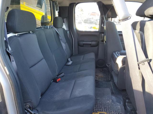 Photo 10 from auction – 2011 CHEVROLET 1500 with VIN 1GCRKREA9BZ178057