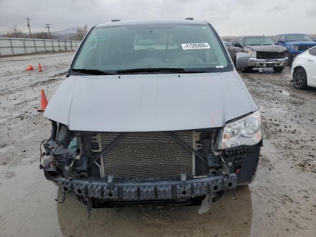 Photo 5 from auction – 2016 CHRYSLER TOWN & COU with VIN 2C4RC1BG6GR186545
