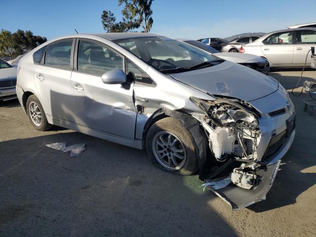 Photo 4 from auction – 2015 TOYOTA PRIUS with VIN JTDKN3DU5F0433217