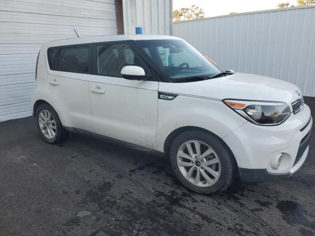 Photo 4 from auction – 2017 KIA SOUL + with VIN KNDJP3A51H7411275