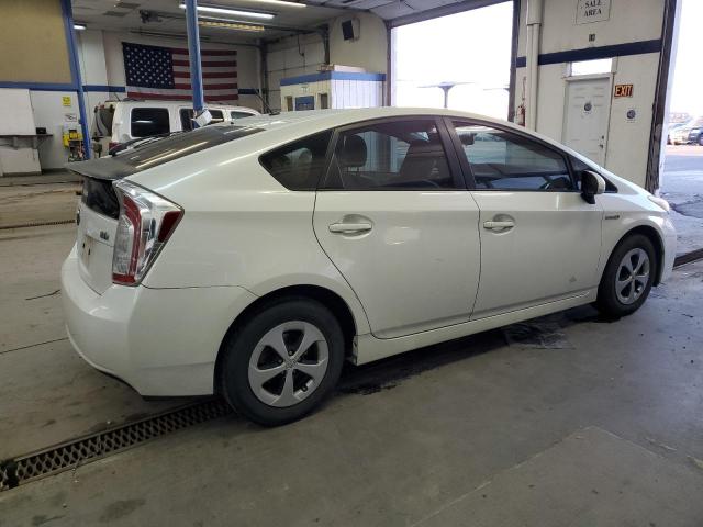 Photo 3 from auction – 2012 TOYOTA PRIUS with VIN JTDKN3DU3C5506051