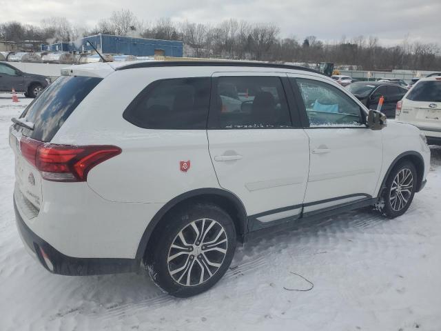 Photo 3 from auction – 2016 MITSUBISHI OUTLANDER with VIN JA4AD3A31GZ021572