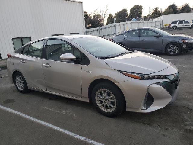 Photo 4 from auction – 2018 TOYOTA PRIUS PRIM with VIN JTDKARFP1J3090449