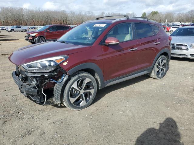 HYUNDAI TUCSON LIM 2017 with VIN KM8J33A22HU350243 - Photo from auction