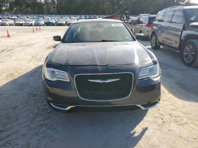 Photo 5 from auction – 2017 CHRYSLER 300 LIMITE with VIN 2C3CCAAG3HH516550