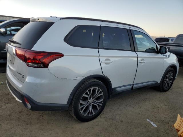 Photo 3 from auction – 2016 MITSUBISHI OUTLANDER with VIN JA4AD3A38GZ016045