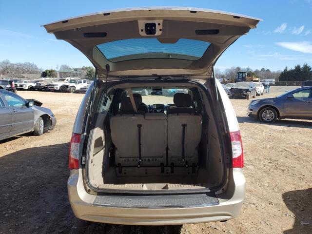 Photo 6 from auction – 2015 CHRYSLER TOWN & COU with VIN 2C4RC1BG4FR561699