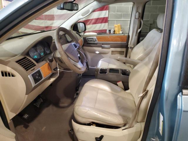 Photo 7 from auction – 2010 CHRYSLER TOWN & COU with VIN 2A4RR6DX4AR135975