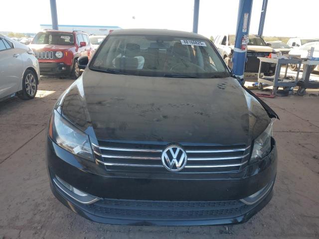 Photo 5 from auction – 2015 VOLKSWAGEN PASSAT with VIN 1VWAT7A30FC123296