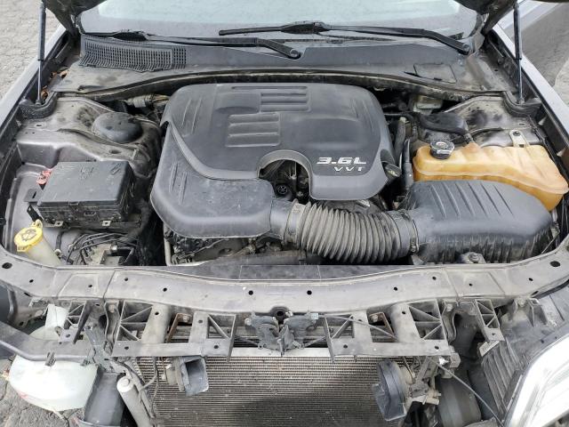 Photo 11 from auction – 2015 CHRYSLER 300 LIMITE with VIN 2C3CCAAG0FH796764