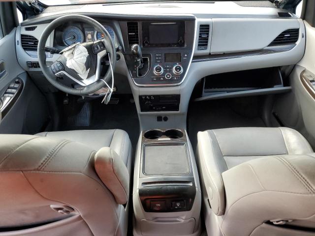 Photo 8 from auction – 2017 TOYOTA SIENNA XLE with VIN 5TDYZ3DC4HS779037