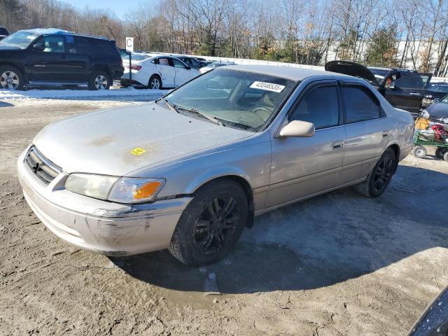 Photo 1 from auction – 2000 TOYOTA CAMRY CE with VIN 4T1BG22K7YU700970