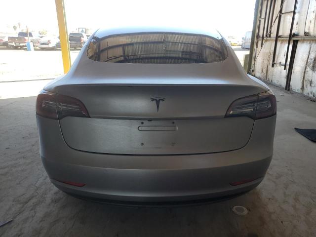 Photo 6 from auction – 2018 TESLA MODEL 3 with VIN 5YJ3E1EB5JF070689