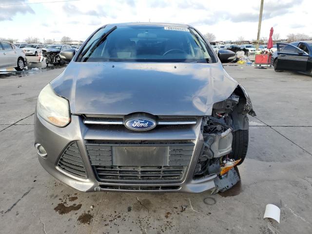 Zdjęcie 5 z aukcji – 2014 FORD FOCUS SE z VIN 1FADP3K25EL463275
