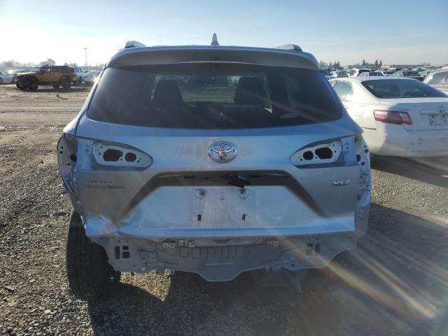 Photo 6 from auction – 2022 TOYOTA COROLLA CR with VIN 7MUDAAAG2NV029106