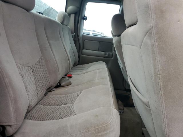 Photo 10 from auction – 2005 CHEVROLET SILVERADO with VIN 1GCEC19VX5Z106489