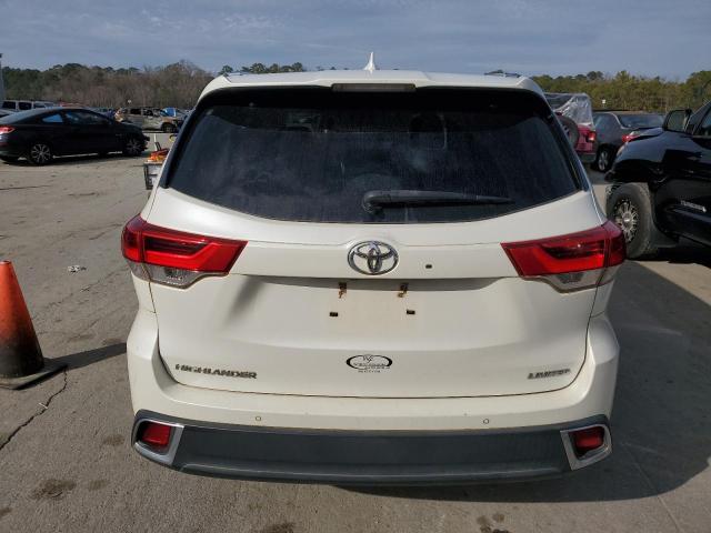 Photo 6 from auction – 2018 TOYOTA HIGHLANDER with VIN 5TDYZRFH0JS258348
