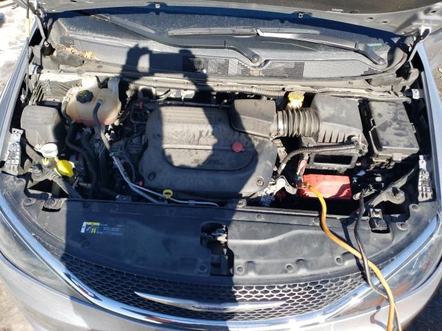 Photo 12 from auction – 2020 CHRYSLER VOYAGER LX with VIN 2C4RC1DG8LR261771