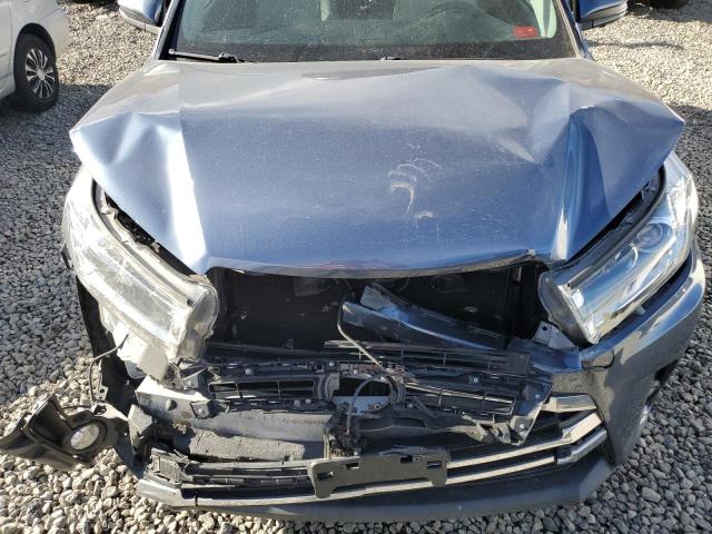 Photo 11 from auction – 2017 TOYOTA HIGHLANDER with VIN 5TDDZRFH6HS418483