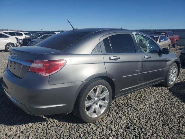 Photo 3 from auction – 2012 CHRYSLER 200 TOURIN with VIN 1C3CCBBG3CN226037