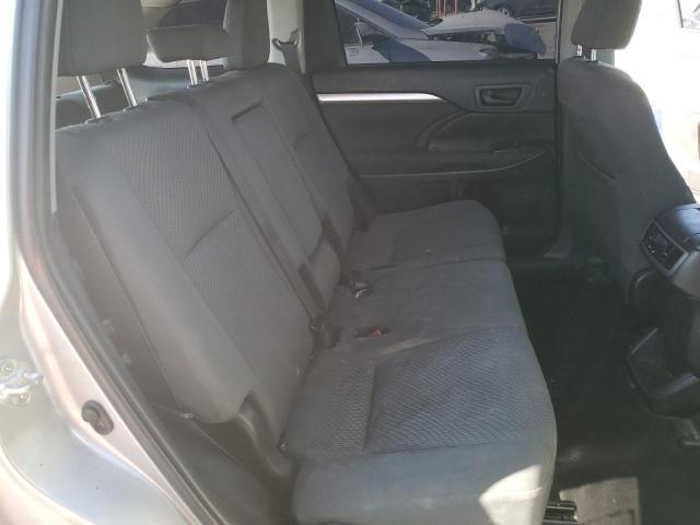 Photo 11 from auction – 2019 TOYOTA HIGHLANDER with VIN 5TDBZRFHXKS944341
