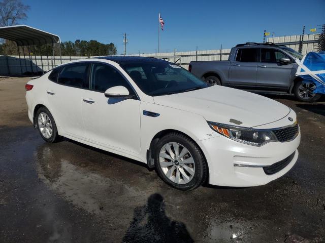Photo 4 from auction – 2016 KIA OPTIMA EX with VIN 5XXGU4L35GG067394