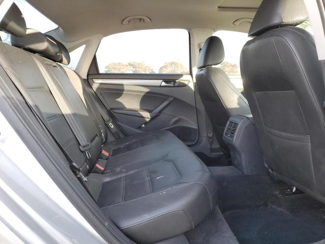 Photo 10 from auction – 2015 VOLKSWAGEN PASSAT SE with VIN 1VWBV7A33FC086209