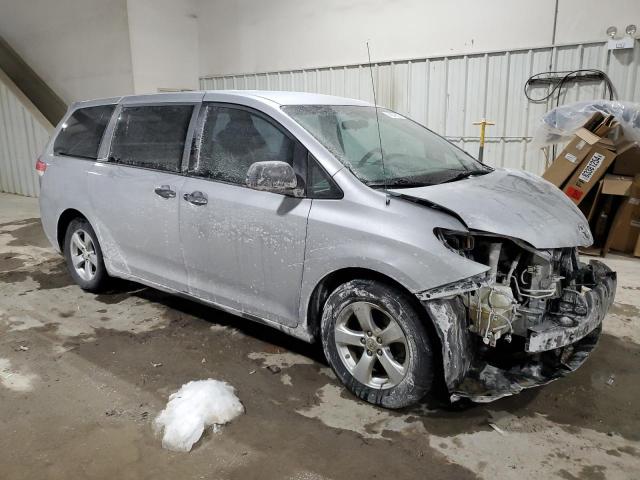 Photo 4 from auction – 2012 TOYOTA SIENNA with VIN 5TDZK3DC7CS231079