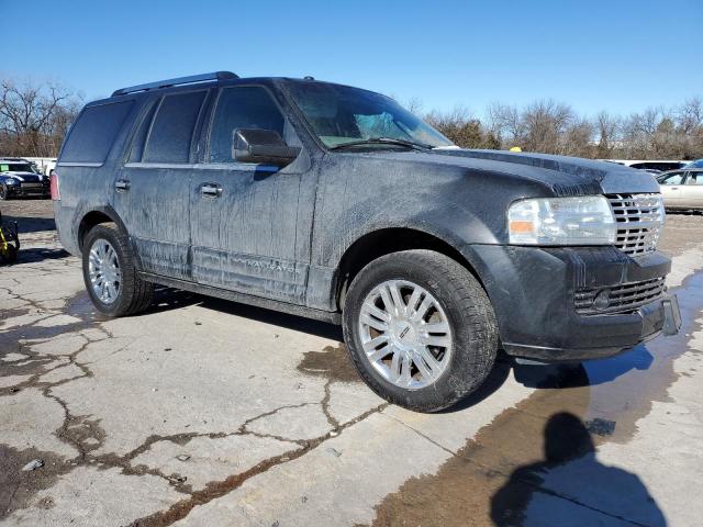 Photo 4 from auction – 2010 LINCOLN NAVIGATOR with VIN 5LMJJ2H52AEJ07741