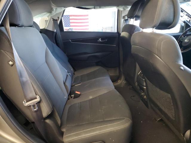 Photo 11 from auction – 2016 KIA SORENTO LX with VIN 5XYPGDA34GG020752