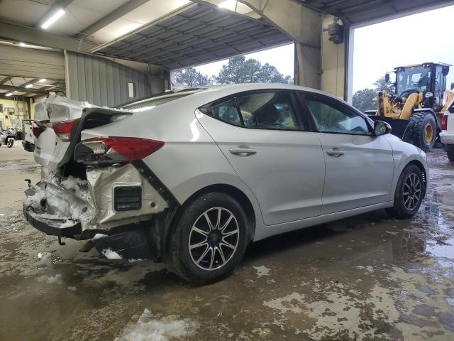 Photo 3 from auction – 2017 HYUNDAI ELANTRA SE with VIN 5NPD74LF6HH126740
