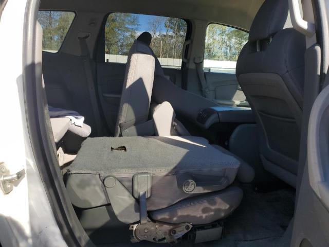 Photo 11 from auction – 2010 CHEVROLET TRAVERSE L with VIN 1GNLREED3AS139239