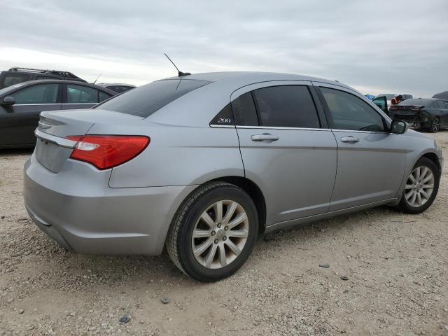 Photo 3 from auction – 2013 CHRYSLER 200 TOURIN with VIN 1C3CCBBG8DN703286