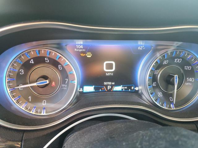 Photo 9 from auction – 2016 CHRYSLER 300 LIMITE with VIN 2C3CCAAG4GH252351