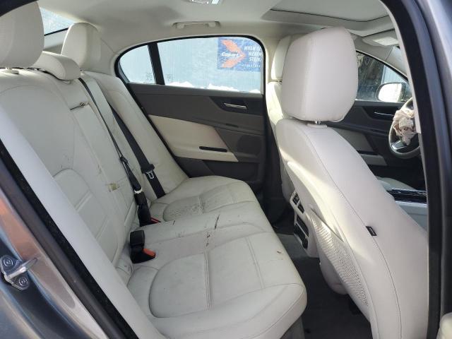 Photo 10 from auction – 2018 JAGUAR XE PRESTIG with VIN SAJAK4FX1JCP35890