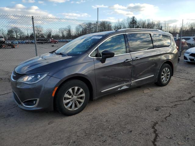 CHRYSLER PACIFICA T 2018 with VIN 2C4RC1BGXJR318018 - Photo from auction