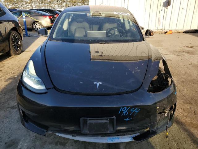 Photo 5 from auction – 2018 TESLA MODEL 3 with VIN 5YJ3E1EB3JF072005