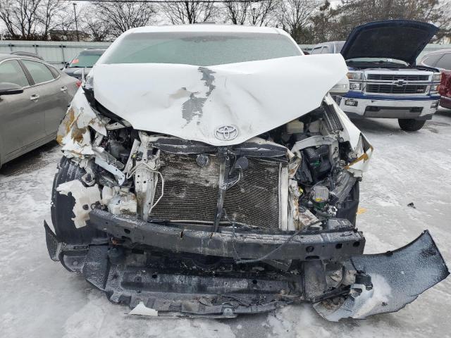 Photo 5 from auction – 2016 TOYOTA SIENNA XLE with VIN 5TDDK3DC7GS132956