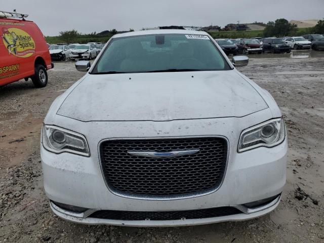 Photo 5 from auction – 2018 CHRYSLER 300 LIMITE with VIN 2C3CCAEG7JH142721