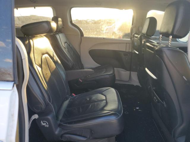 Photo 11 from auction – 2017 CHRYSLER PACIFICA L with VIN 2C4RC1GGXHR762745