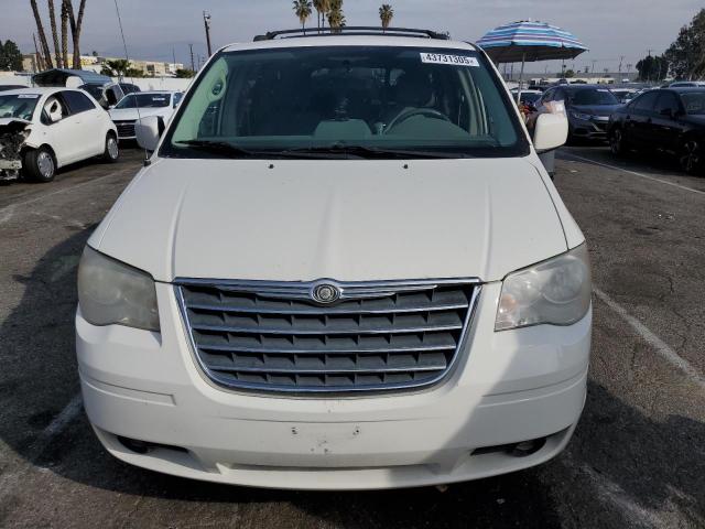 Photo 5 from auction – 2010 CHRYSLER TOWN & COU with VIN 2A4RR5D18AR289191
