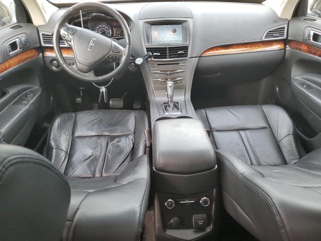 Photo 8 from auction – 2018 LINCOLN MKT with VIN 2LMHJ5FK8JBL00049
